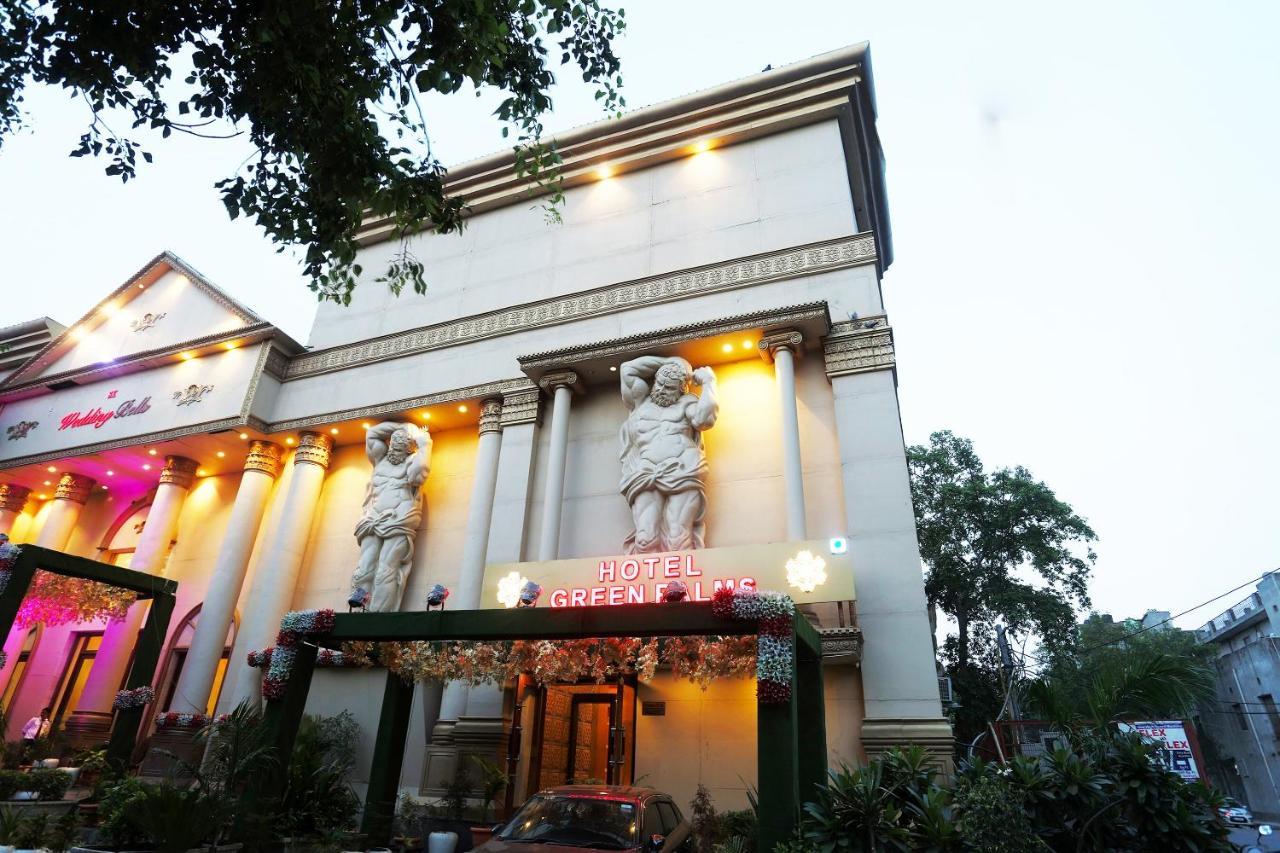 Hotel Capital O Green Palms Near Jhilmil Metro Station Neu-Delhi Exterior foto