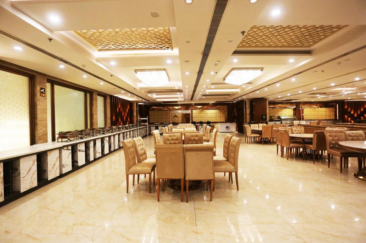 Hotel Capital O Green Palms Near Jhilmil Metro Station Neu-Delhi Exterior foto